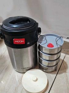 Milton Stainless Steel Tiffin Carrier