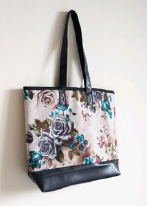 🆕️Flower Print With Leather Purse