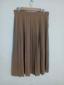 Flowy Pleated Vintage Midi Skirt