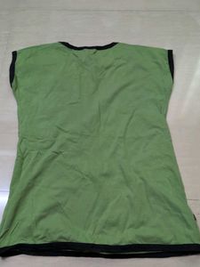 Cute Green 'I'm' T-Shirt top