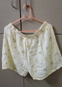 Cute cotton shorts