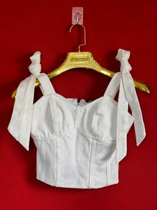 Chic White Tie-Strap Crop Top