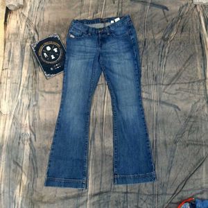 Best Treding Bellbottom Jeans ✨