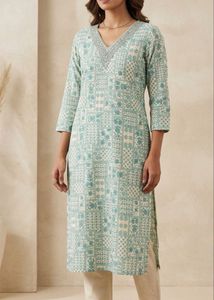 Elegant Printed V-Neck Kurta
