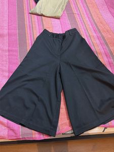 Black Wide-Leg Culottes