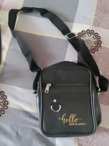 Shoulder bags