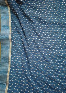 Elegant Blue Saree with White Motifs