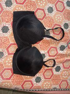 black bra size 32