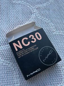 MAC Studio Fix Powder Foundation