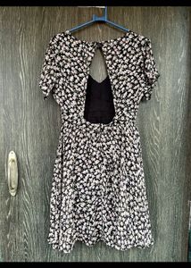 Chic Floral Print Mini Dress