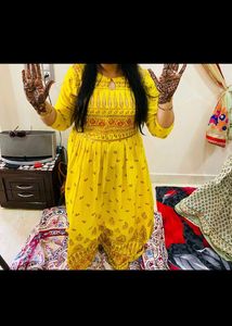 Global desi floor length maxi dress only wear once( see the l0ook after wearing in images) order and get freebie now