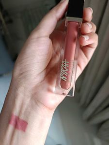 Nykaa Matte to Last Liquid Lipstick