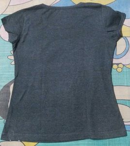 Beautiful T shirt with amazing paint