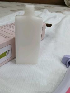roll-on waxing applicator with wax
