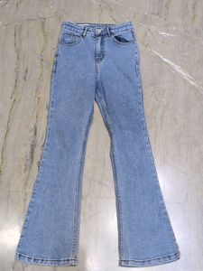 Light Wash Flared Jeans