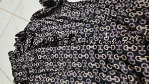 Chic Black Patterned Tunic Top