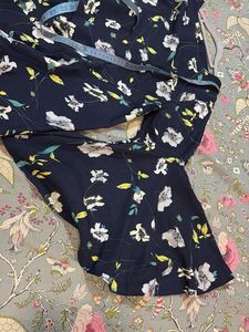 Floral Print Flared Sleeve Top