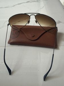 Ray-Ban Aviator Sunglasses with Case