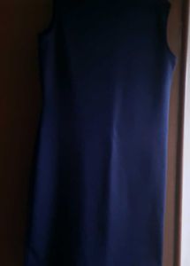 Elegant Navy Blue Sleeveless Sheath Dress