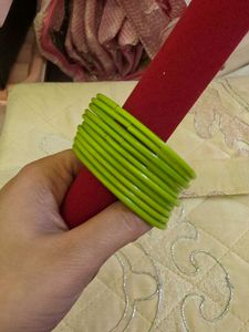 10 Vibrant Green Bangles Set