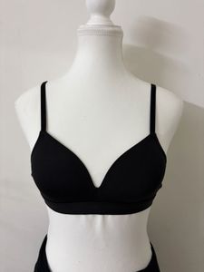 Comfortable Black Bra ✨ ( seamless)