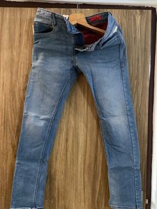 Men's Light Wash Slim Fit Jeans