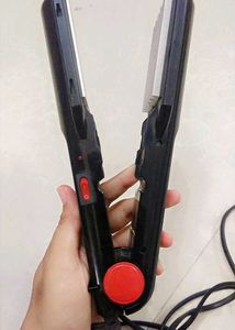 Nova Hair Crimper Straightener