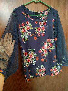 Combo 2 Tops Branded For Light Winters