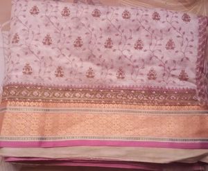 Elegant Floral Print Saree