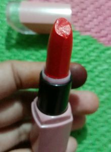 A Red Colour Lipstick 💄
