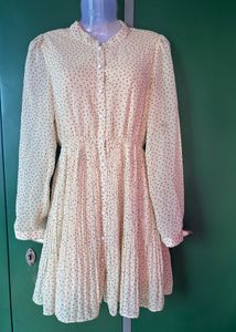 Chic Polka Dot Pleated Mini Dress