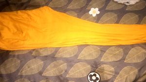 2 Pairs of Women's Leggings available