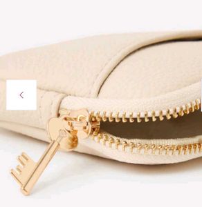 key charm zip coin purse