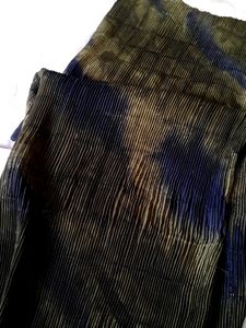 BEAUTIFUL GREEN PLEATED TEXTURED FABRIC