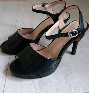 Korean Black Heels