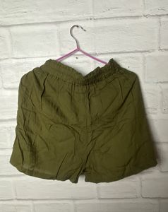 Olive Green Shorts💚