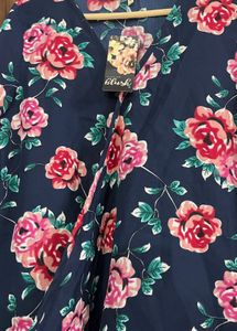 Chic Floral Print Navy Blue Top