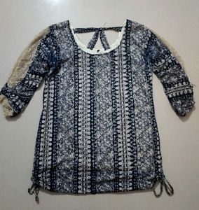 Patterned 3/4 Sleeve Blouse