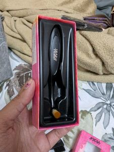 NYKAA Eye shadow Oval brush
