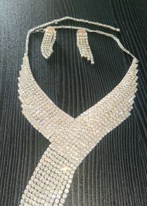 Necklace set &amp; earrings