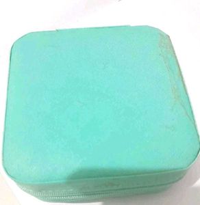 Cute Jewelry Box with Earrings