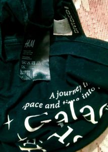 Very Cute And Beautiful H&amp;M Crop Top