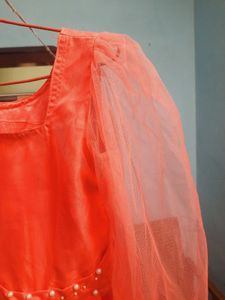 offer till 8pm!!!!!Elegant Pink Party Gown