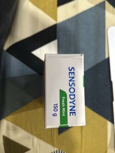 SENSODYNE FRESH MINT TRIPLE CLEANING ACTION