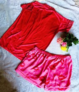 Red Satin kiss print pajama set 👍