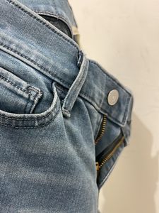 Levi’s Straus Super Skinny Jean Waist 26