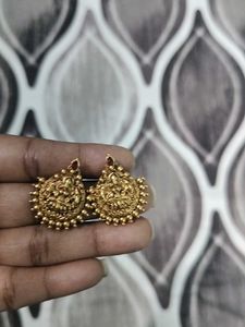 Exquisite Indian Gold Earrings 🤩