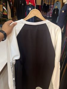 Stylish Black &amp; White Long Sleeve Tee