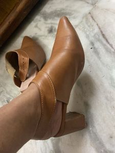 Tan Pointed Slingback Flats