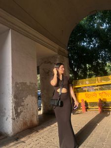 Elegant Black Maxi Dress with Cutout Detail